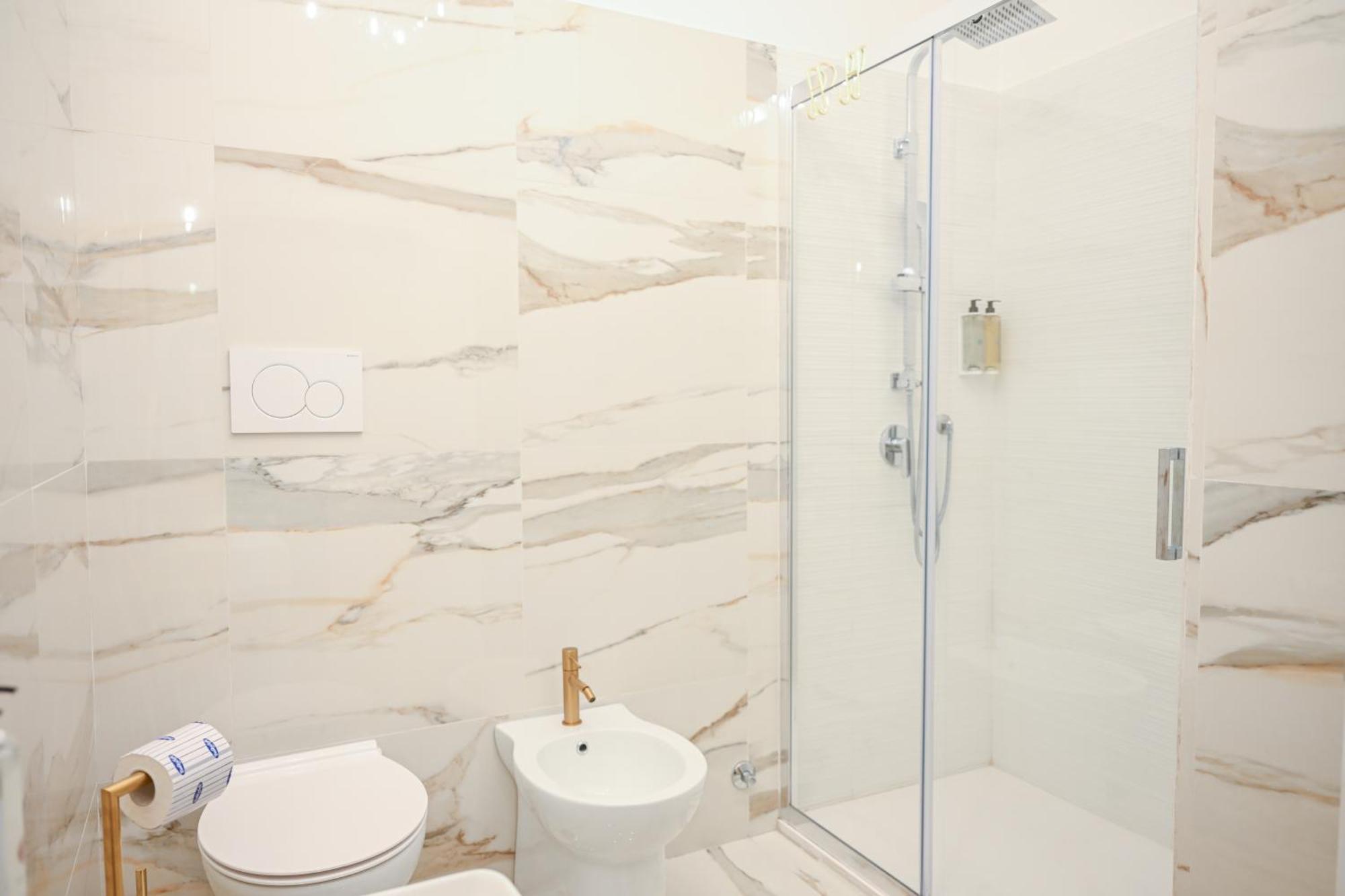 Via Veneto 116 Suites - Guest House โรม ภายนอก รูปภาพ